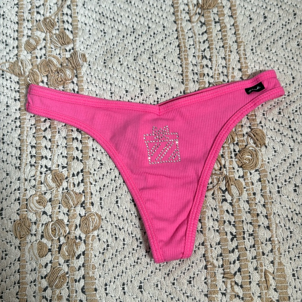 Victoria's Secret Pink Present Rhinestone Thong Panty Small New